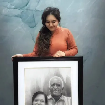 Komal Thoria | Visual Artist & Mentor profile