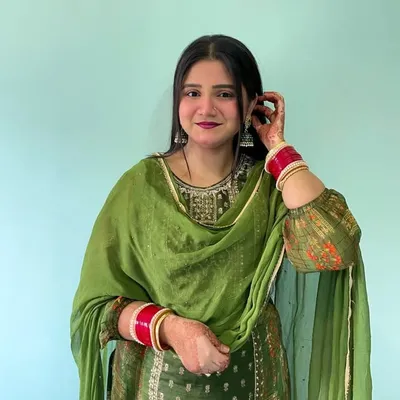 Simran Khatun | Artist profile
