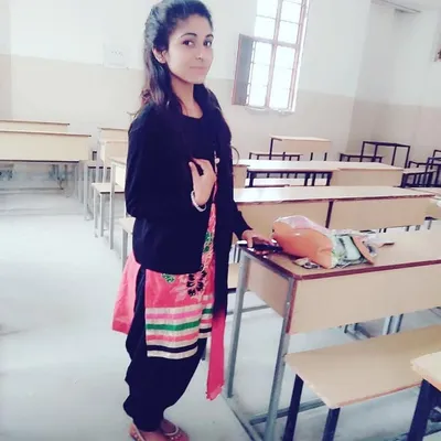 Mini Arti Chandel profile