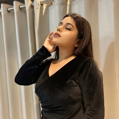Devanshi beauty hub profile
