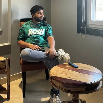 MAHIPAL PURI |Artist profile