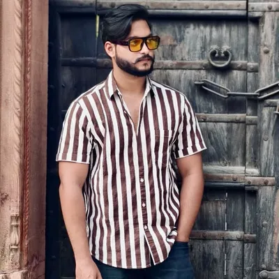 Yash Deval profile