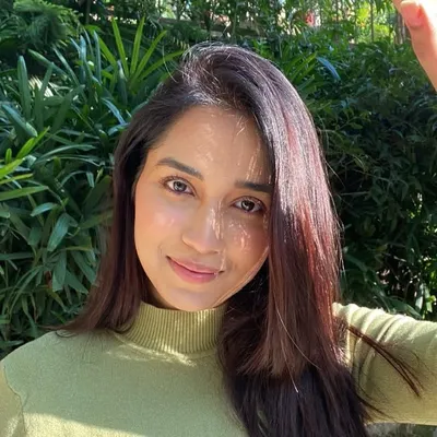 Shivangi bansal profile