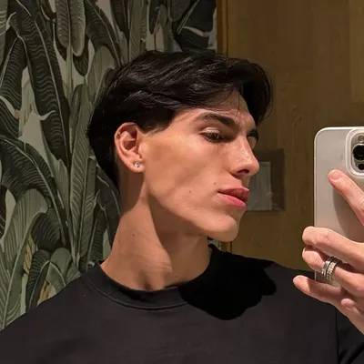 Artur Moreno profile