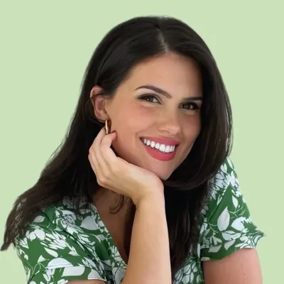 Gabrielle Brickey - Portrait Artist and Teacher profile