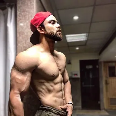 Arun Amrit profile