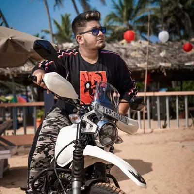 Arunava Das profile