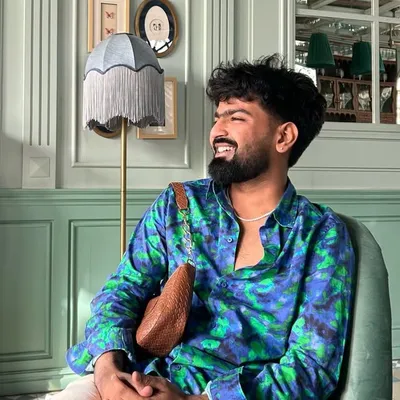 ARYA FUNKAAR profile