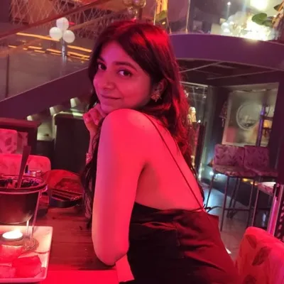 CA Arya Sarraf profile