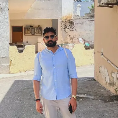 Anurag Kapoor profile