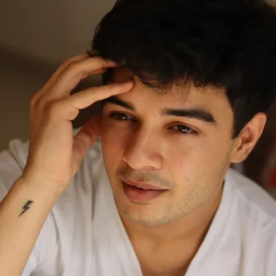Aryan Giri profile