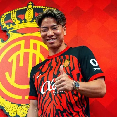 Takuma Asano 浅野 拓磨 profile