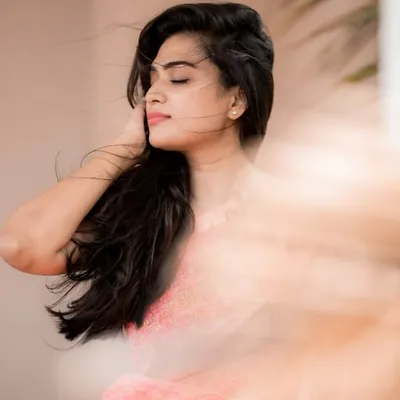 Asha Parthalom profile