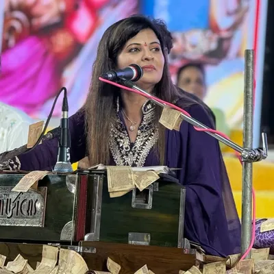 Asha Kareliya Fan's Club profile