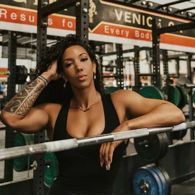 Ashlee Mane - Online Fitness Coach profile