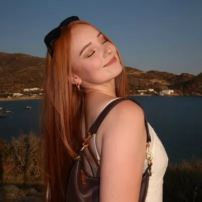 Ashleigh Ross profile