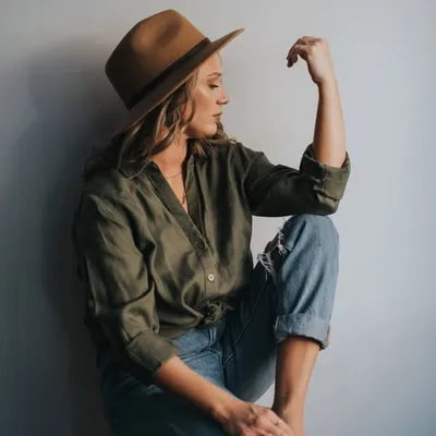 Ashley Henriott | Coach + Author profile