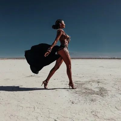 Ashley Everett profile