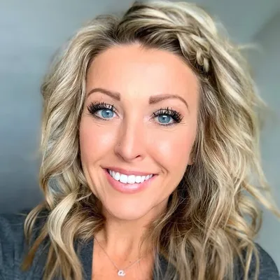 Ashley Erickson profile