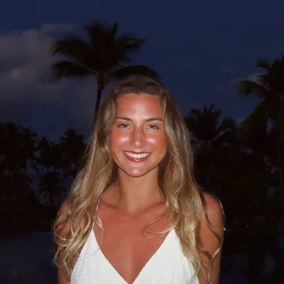 Ashley Floriano profile