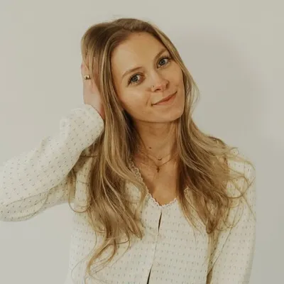 Ashley profile