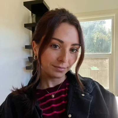 Ashley Middleton profile