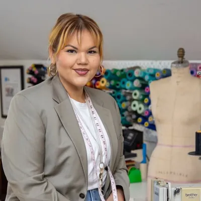Ashley Nell Tipton profile