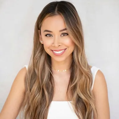 Ashley Weston profile