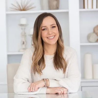 Ashlyn Perkins | Ashlyn Mae Photography profile