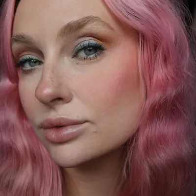 Ash Meredith | Dallas Makeup Artist profile