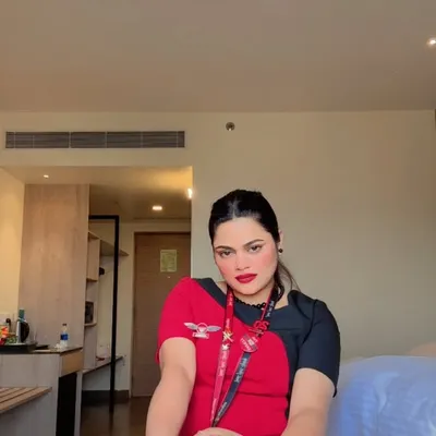 Ashna Zahir Khan profile