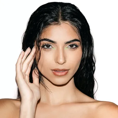 Ashna Gray profile