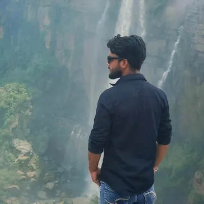 Ashrafholic Ashu profile