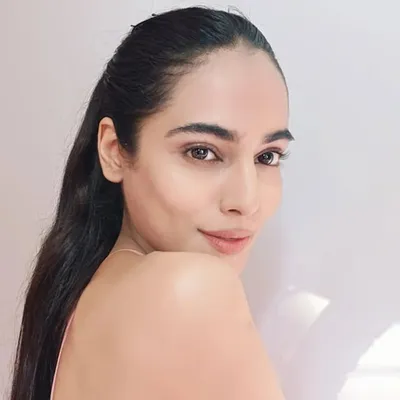 Ashrika profile