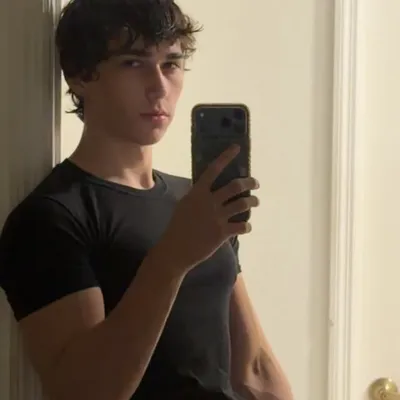 Ashton Rowland profile