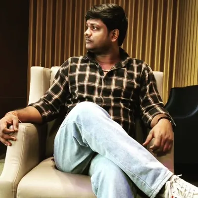 Ashu Tripathi profile