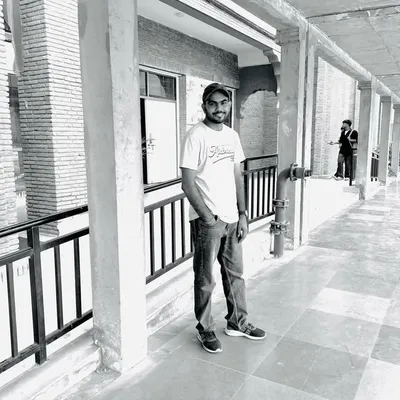 (اشوانی سیمر) 𝐀𝐬𝐡𝐰𝐚𝐧𝐢 𝐒𝐢𝐦𝐚𝐫 profile