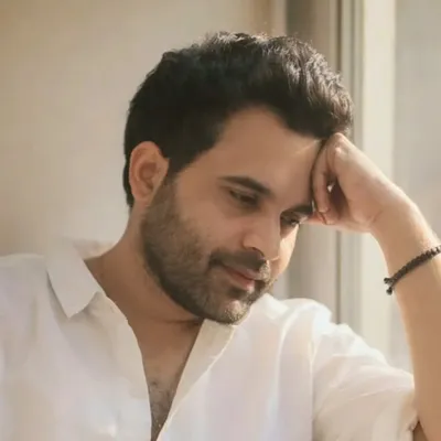 Asim Khan profile