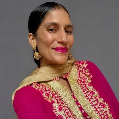 asiya ๐ PEACE, LOVE & JOY profile