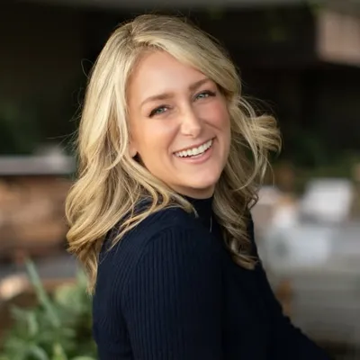 Sarah Dandashy | Luxury Travel + Hospitality Pro profile