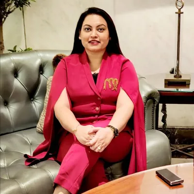 Astrologer Manisha Koushik profile