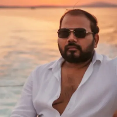 Abhishek Gupta 💗 profile