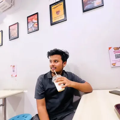 Durgesh Chaurasia 🔱 profile