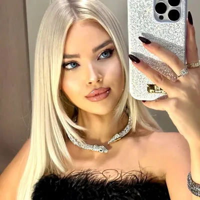 Aslı Ateş profile