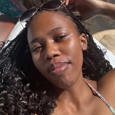 Athandile Nxazonke profile