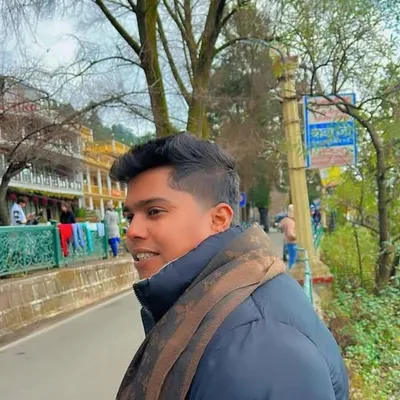 Atharva Babhare®️ profile