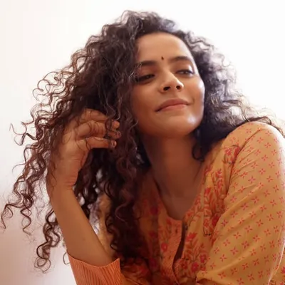 athulya chandra profile