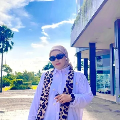 Atiek profile