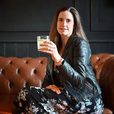 Chrissy- Cocktails | Product, Drinks & Food Photography | Videos profile
