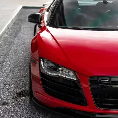 Audi R8 profile